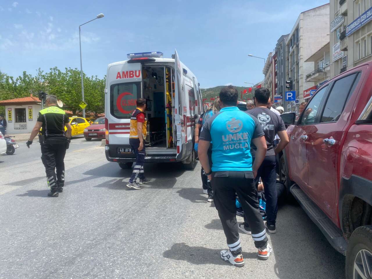 Menteşe’de Otomobilin Çarptığı Motosiklet Sürücüsü Yaralandı 3